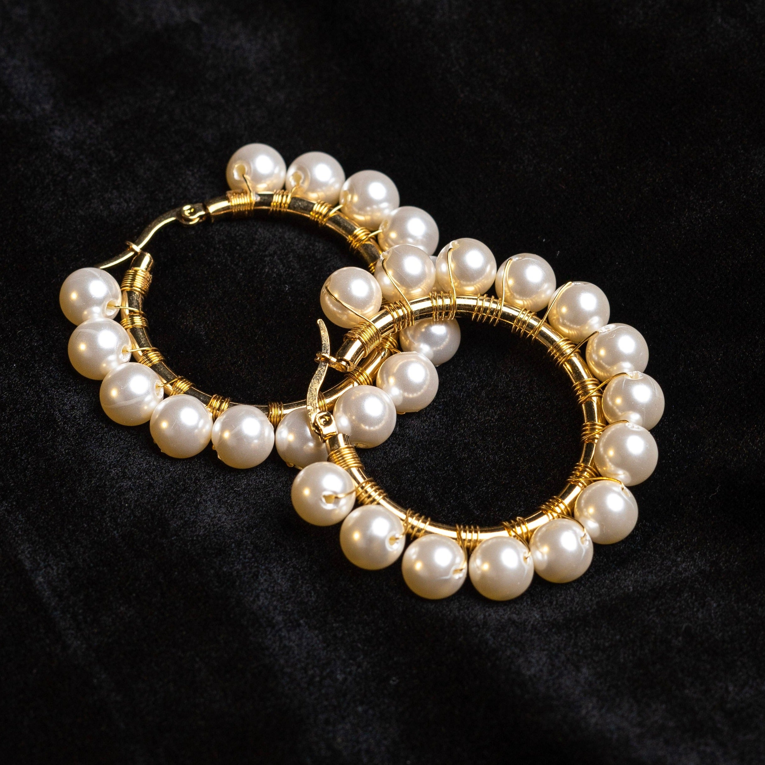 Pearl Me Up Hoop Earrings
